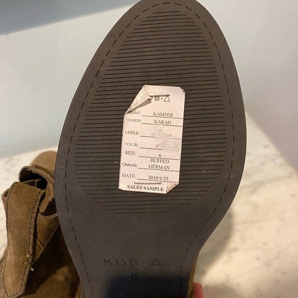 NEW Kelsi Dagger Kamper Suede Booties Size 6 - Picture 4 of 4